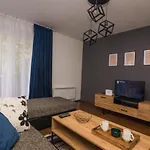 アパート Alen Old Town - Free Parking